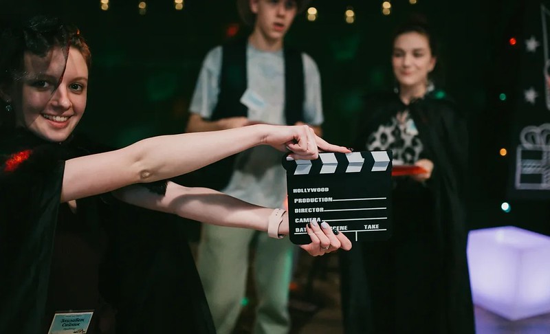 Городские огни и праздничное настроение в Оренбурге